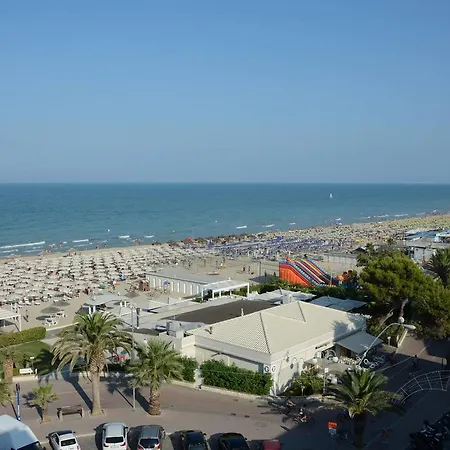 شقة فندقية Helene 4*