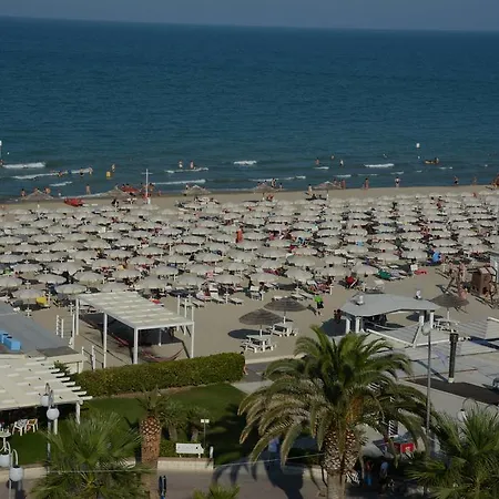 公寓式酒店 Helene 4*