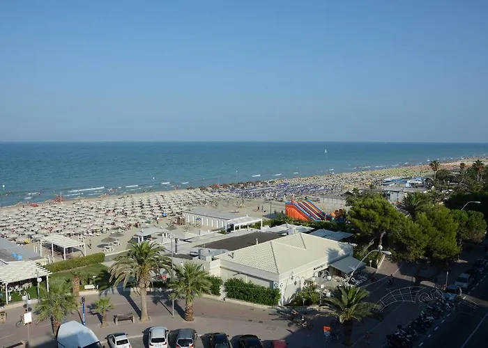 Aparthotel Helene 4*